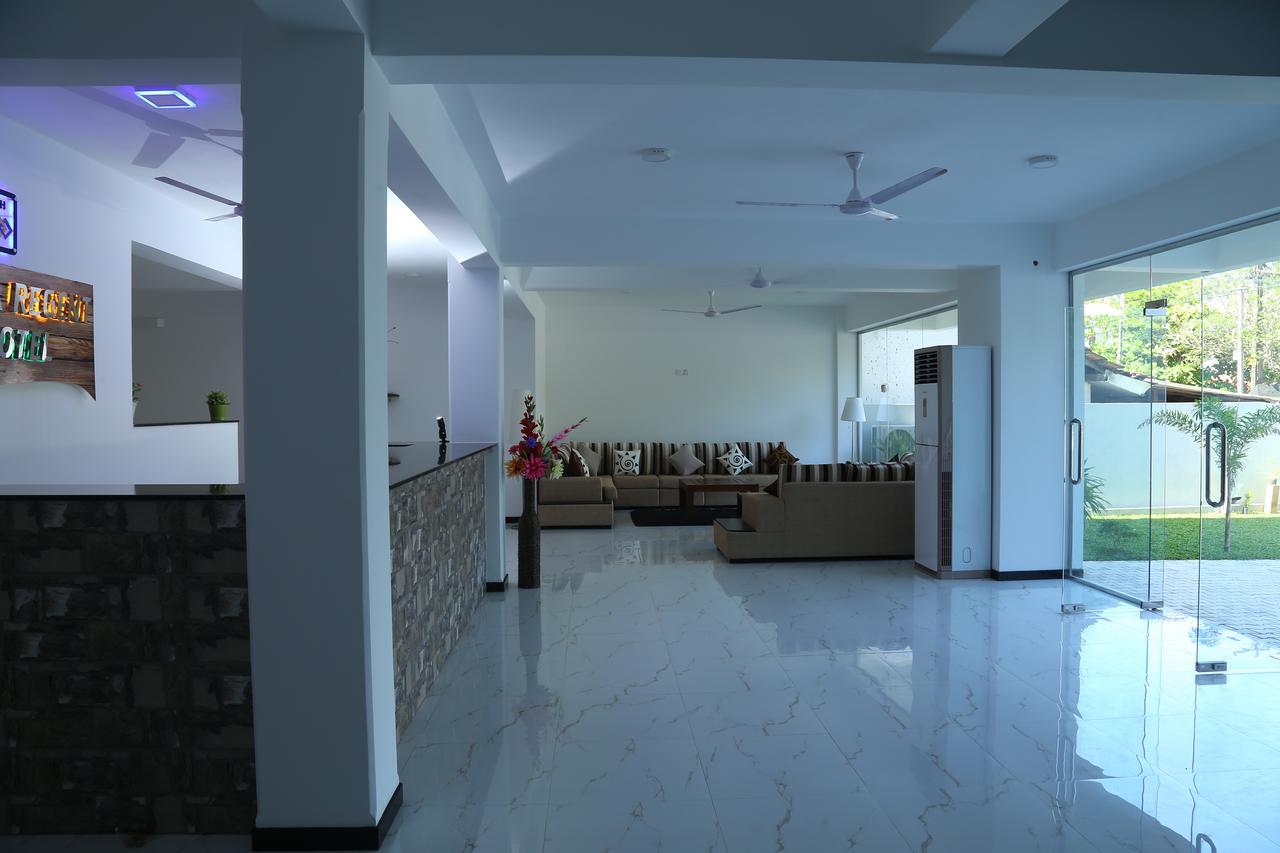 Hikka Regent Hotel ヒッカドゥワ エクステリア 写真