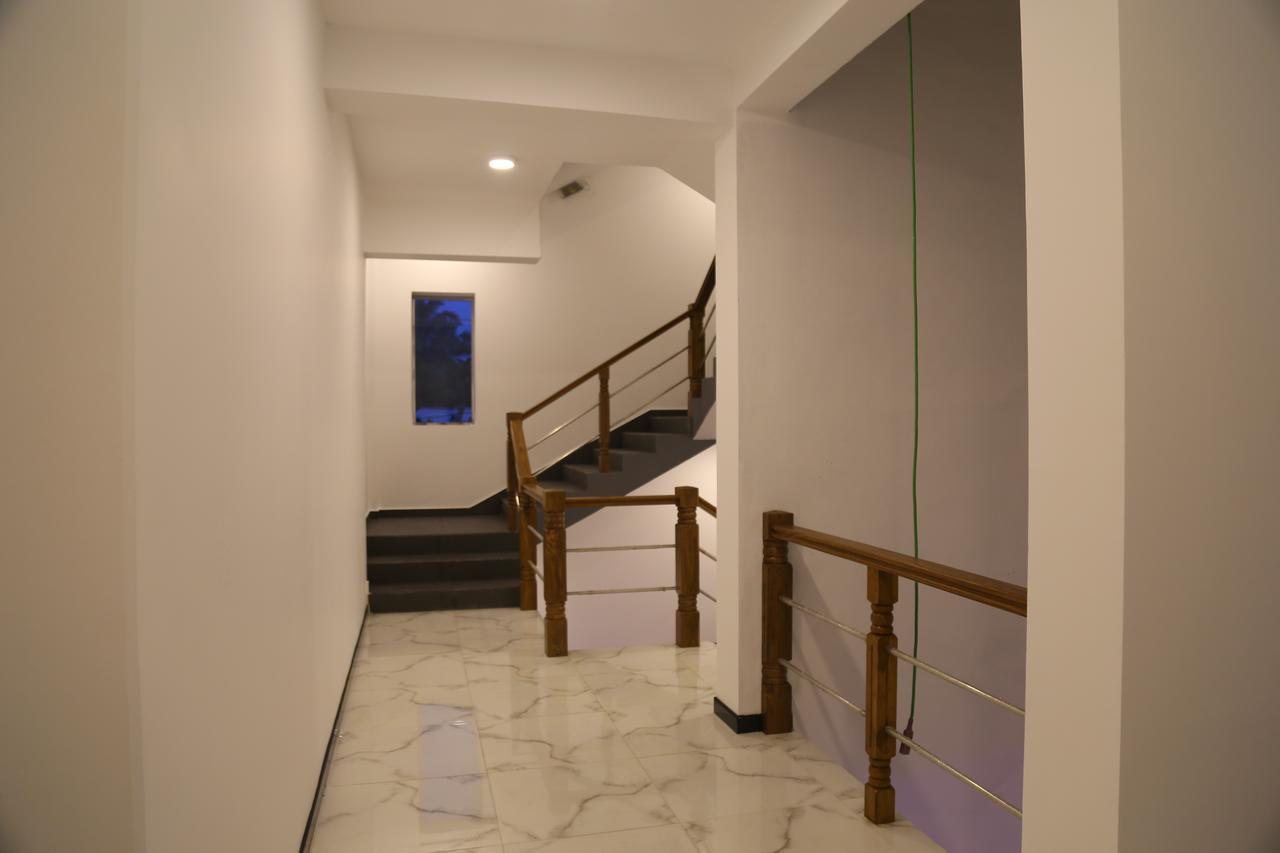 Hikka Regent Hotel ヒッカドゥワ エクステリア 写真